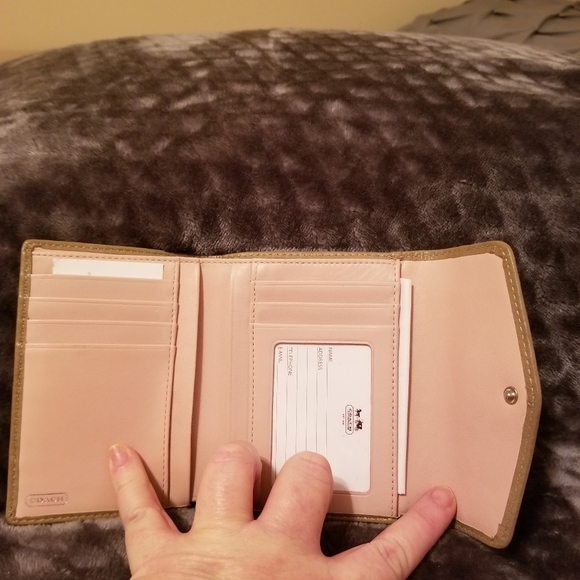 Small wallet - Picture 2 of 3